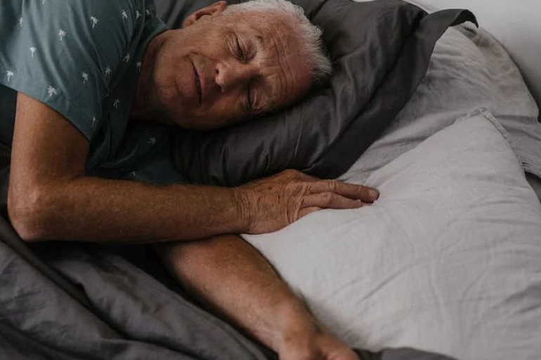 Maladies chroniques : après 50 ans, prenez soin de votre sommeil